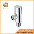 Fashion Chrome Plated High Quality Brass Angle Valve (AOM-5002)